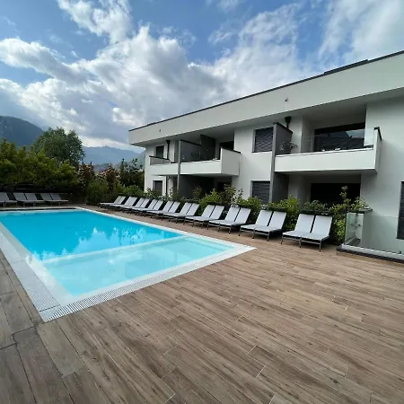Riva Lake Lodge Aparthotel