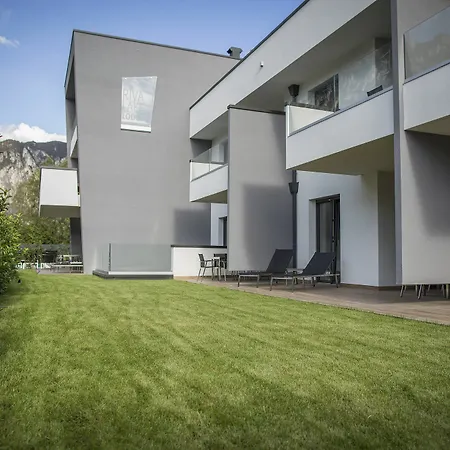 Riva Lake Lodge Aparthotel Riva del Garda