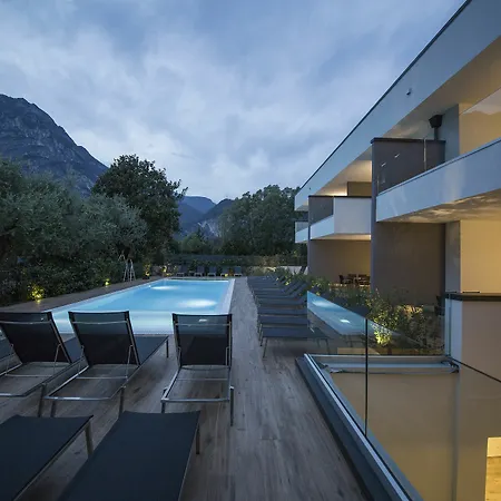 Riva Lake Lodge Riva del Garda